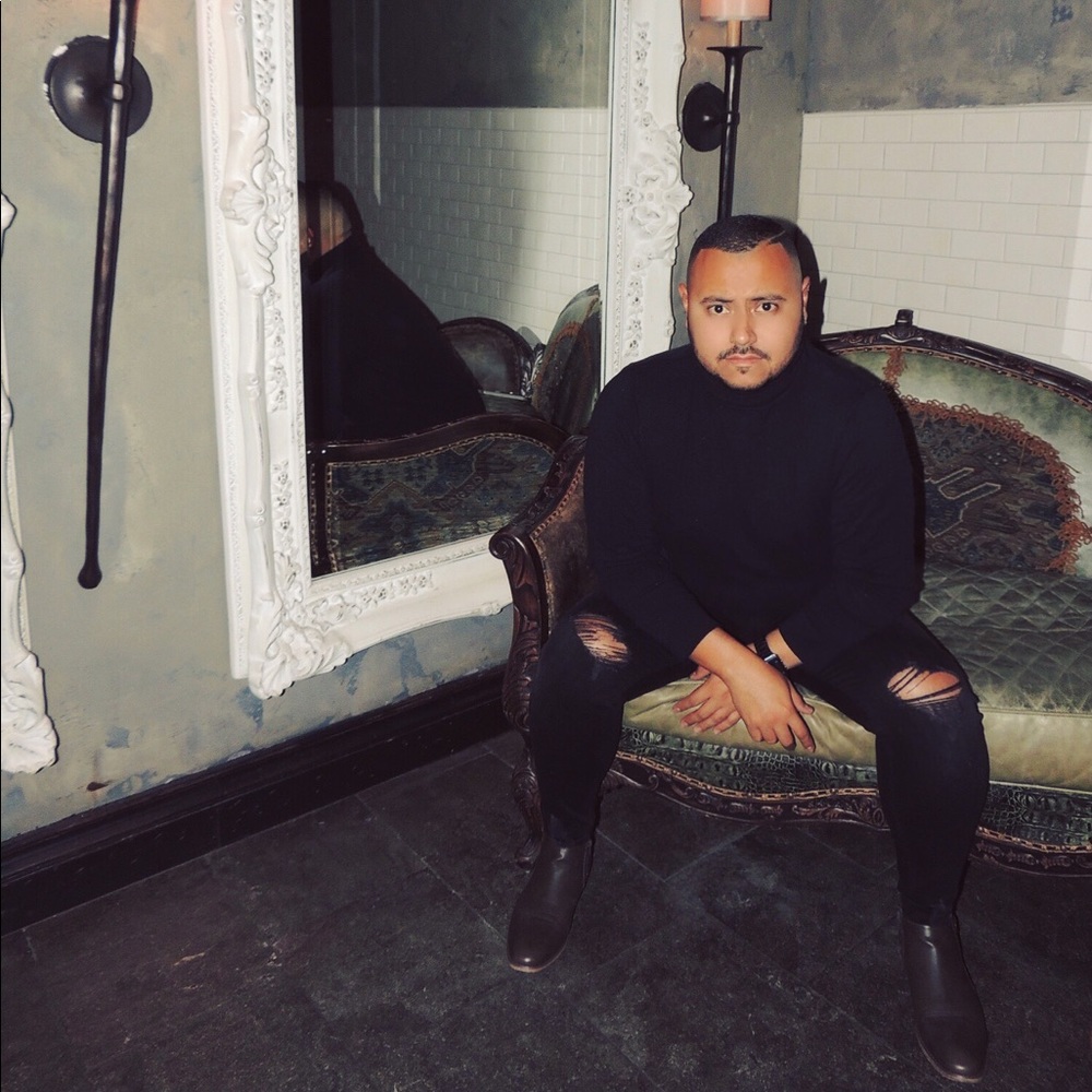 Meet your Posher, Christian